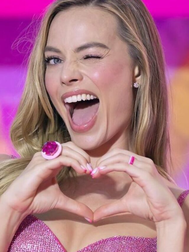 Margot Robbie splashed water on Leonardo DiCaprio?